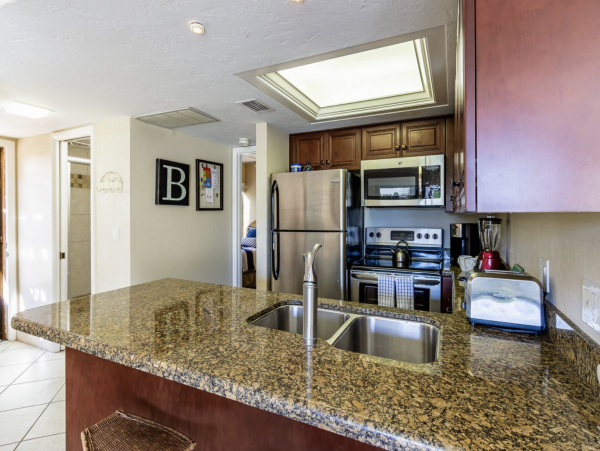 Siesta Key Gem with 2 Bedrooms and Water Views